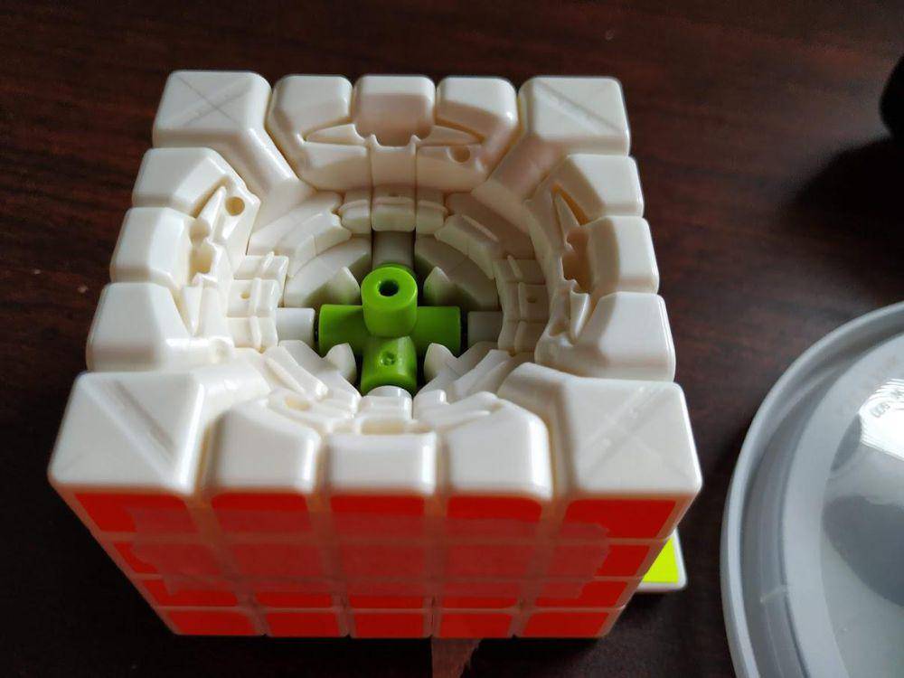 potret jenis rubik unik (reddit.com/user/SubconsciousPie)