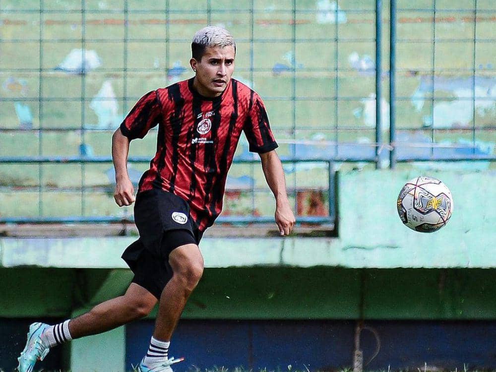 7 Gelandang Arema FC Asal Amerika Latin, Ariel Lucero Terbaru!