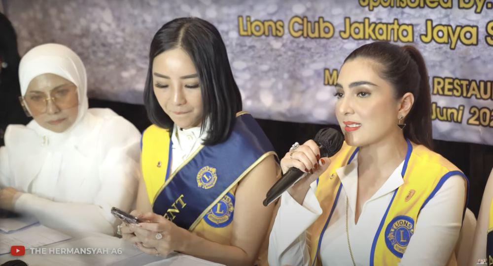 momen Ashanty ikut acara peresmian yayasan Passion of Love (youtube.com/TheHermansyahA6World)