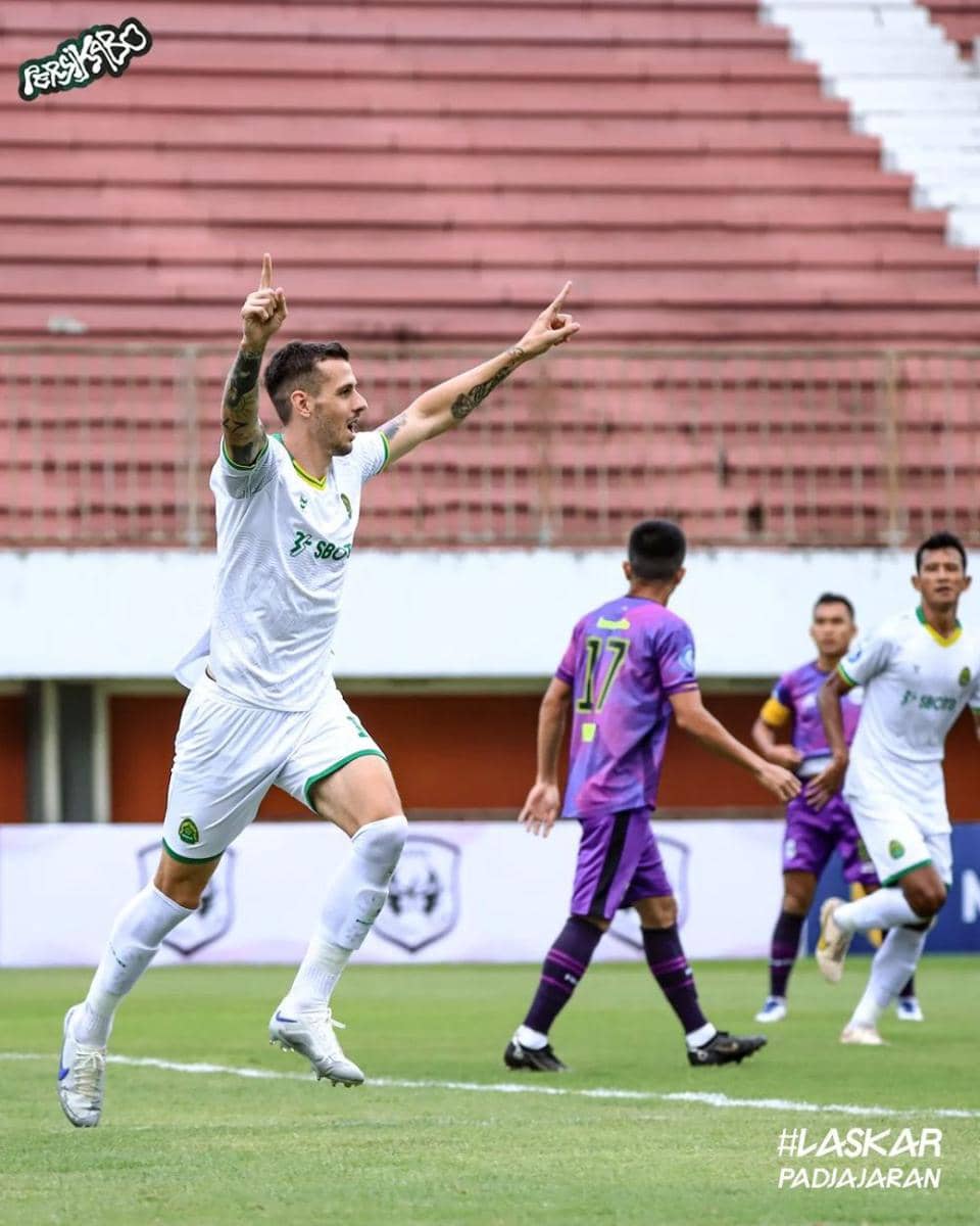 Nikola Kovacevic (Instagram.com/officialpersikabo)