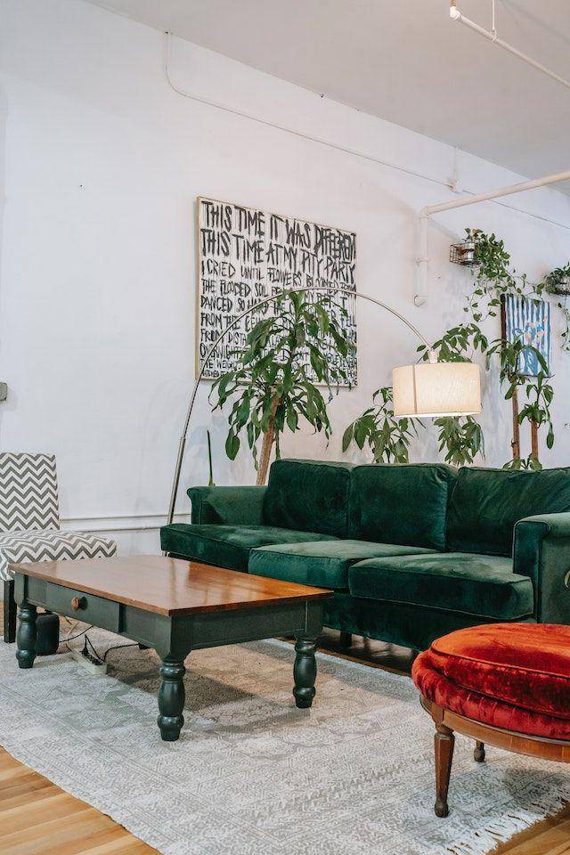 contoh ruang keluarga (pexels.com/Charlotte May)