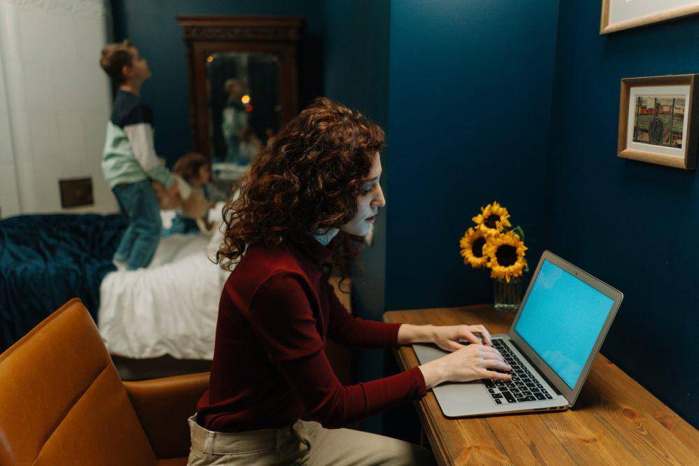 ide membaca (pexels.com/cottonbro studio )