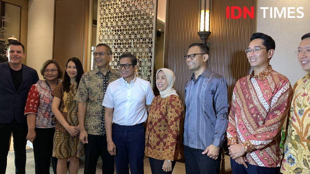 President of CFA Society Indonesia, Pahala Mansury, bersama para stakeholder terkait (IDN Times/Annisyah Ramadhania)