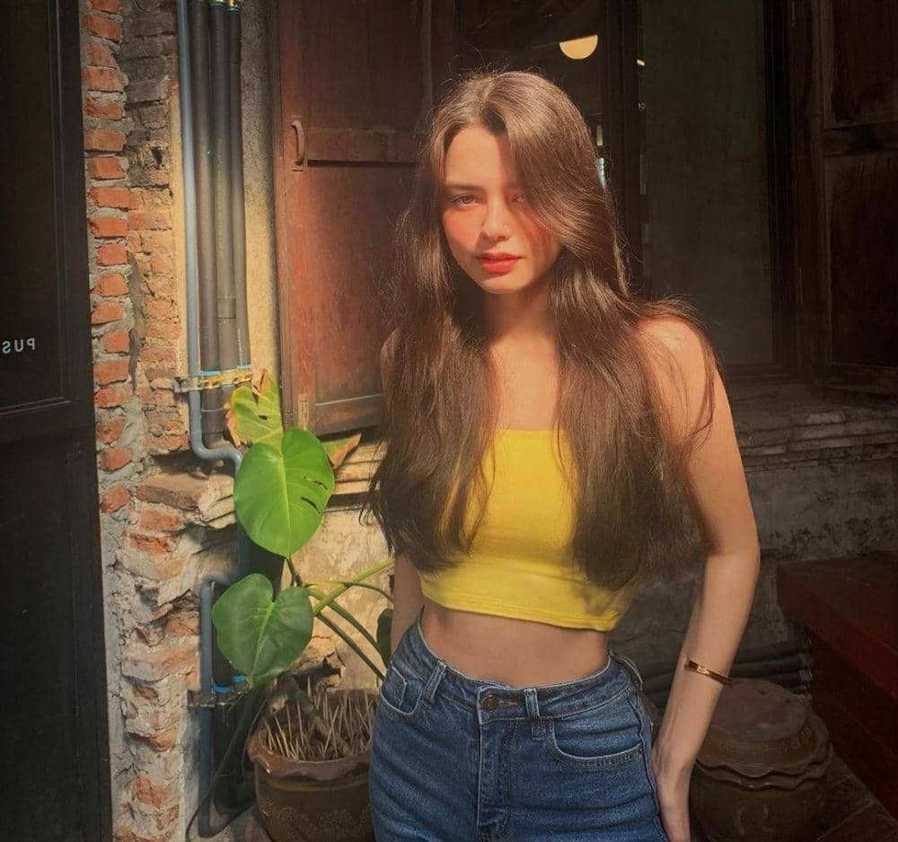 Becky Armstrong (instagram.com/becccca___)