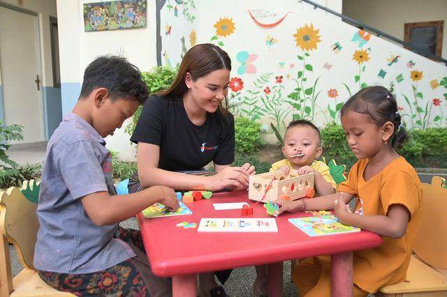 Potret Miss Universe 2018, Catriona Gray Berkunjung ke Bali (Instagram.com/catriona_gray)