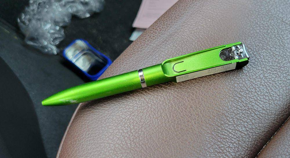 potret konsep dan desain pulpen kreatif (reddit.com/user/Inviction_)