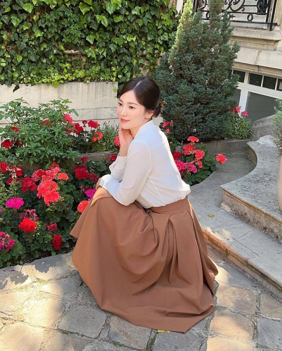 Song Hye Kyo (instagram.com/kyo1122)