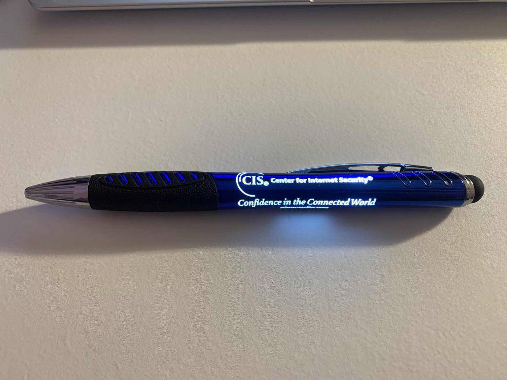potret konsep dan desain pulpen kreatif (reddit.com/user/mobert_roses)