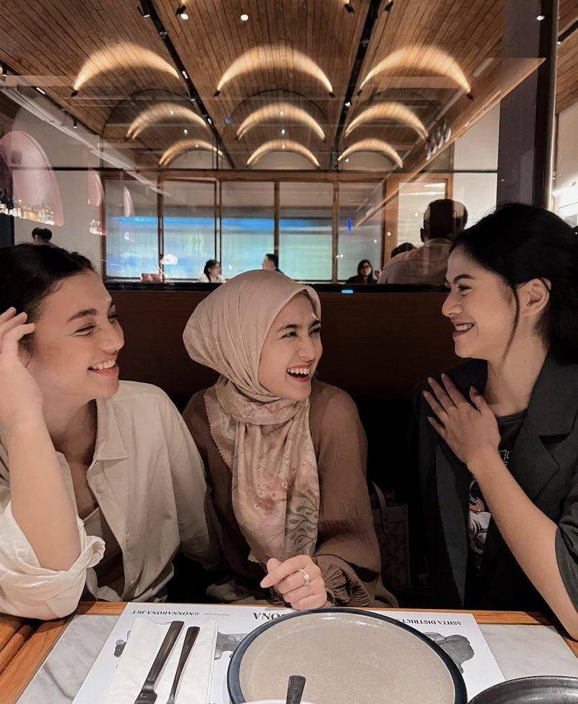 ultah ke-29 Angela Gilsha (instagram.com/cutsyifaa)