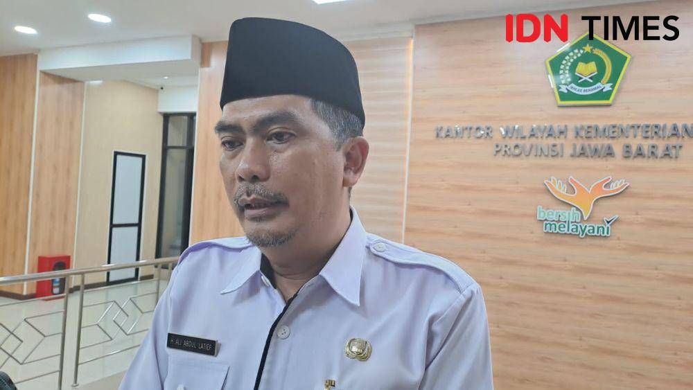 Plh Kakanwil Kemenag Jawa Barat, Ali Abdul Latief (IDN Times/Azzis Zulkhairil)