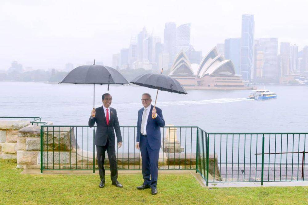 Presiden RI Joko Widodo dan PM Australia Anthony Albanese di Admiralty House. (dok. Setpres RI)