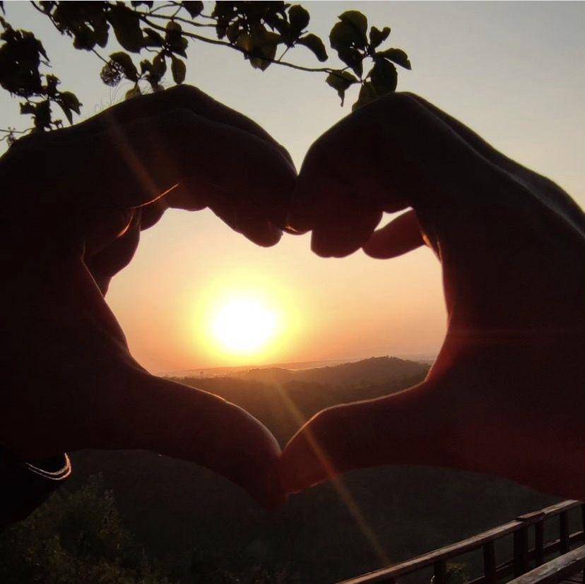 potret romantis Della Puspita dan suami baru Arman Wosi (instagram.com/dellapuspita00)