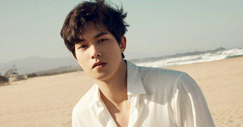 Lee Jong Hyun eks CNBLUE (facebook.com/CNBLUE Official)