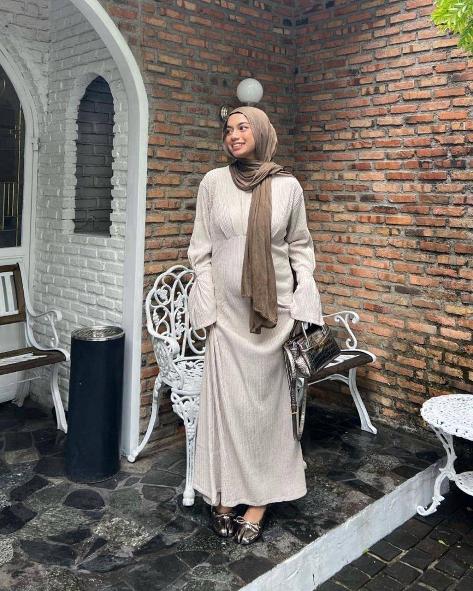 Gaya kondangan hijab ala Adiva Selsa (instagram.com/adiva.selsa)