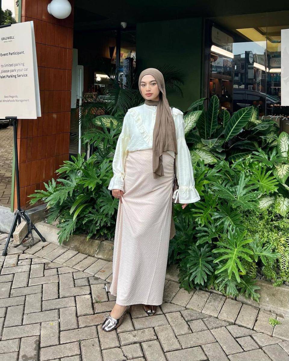Gaya kondangan hijab ala Adiva Selsa (instagram.com/adiva.selsa)