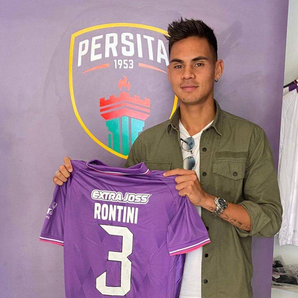 Rontini saat diperkenalkan oleh Persita. (instagram.com/christian_rontini18)