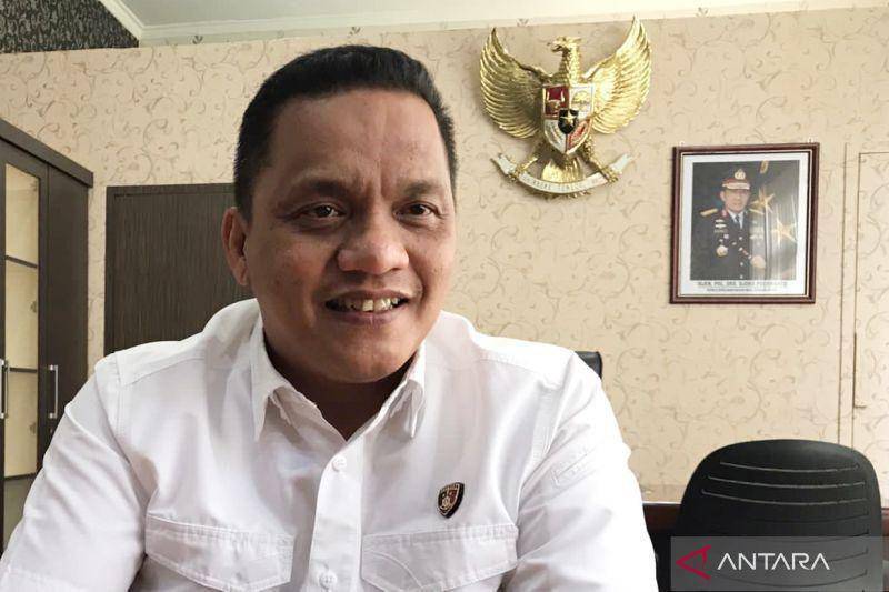 Direktur Reserse Kriminal Khusus (Dirreskrimsus) Polda NTB Kombes Pol. Nasrun Pasaribu (Antara/Dhimas B.P)