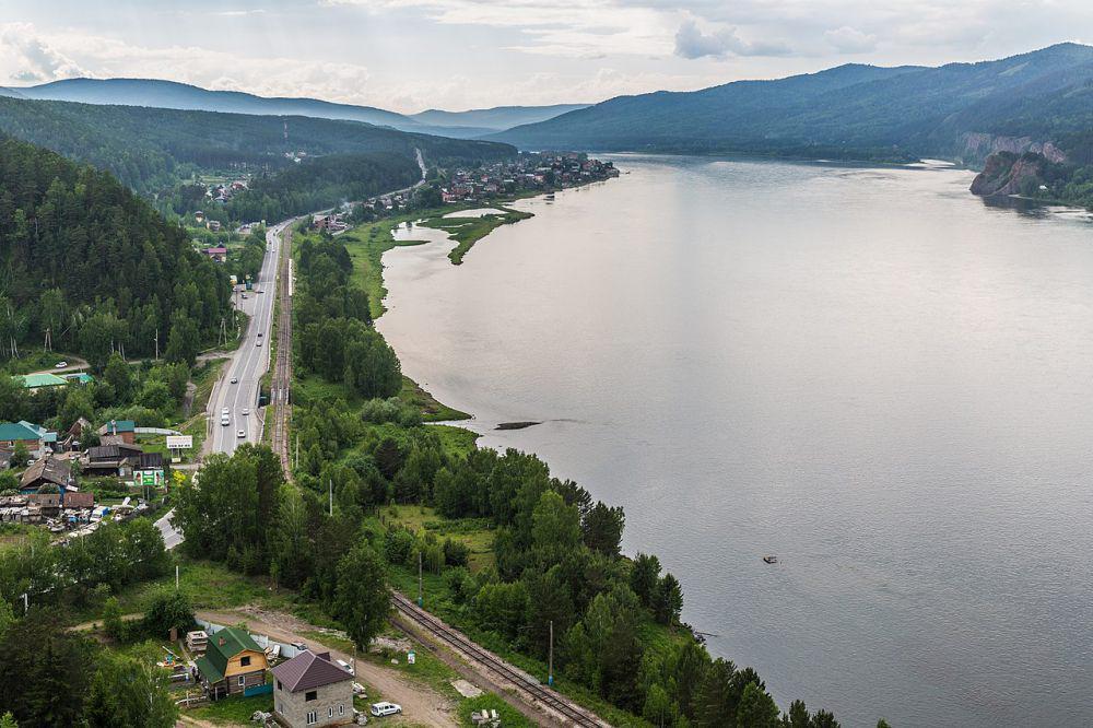 5 Sungai Terpanjang di Rusia, Alirannya Membentang Lintas Negara