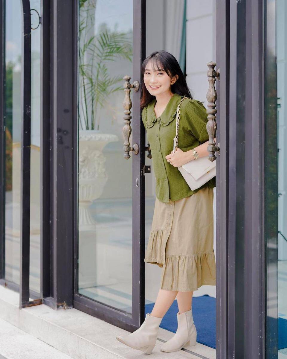 warna yang cocok dengan hijau army (instagram.com/renithasya)