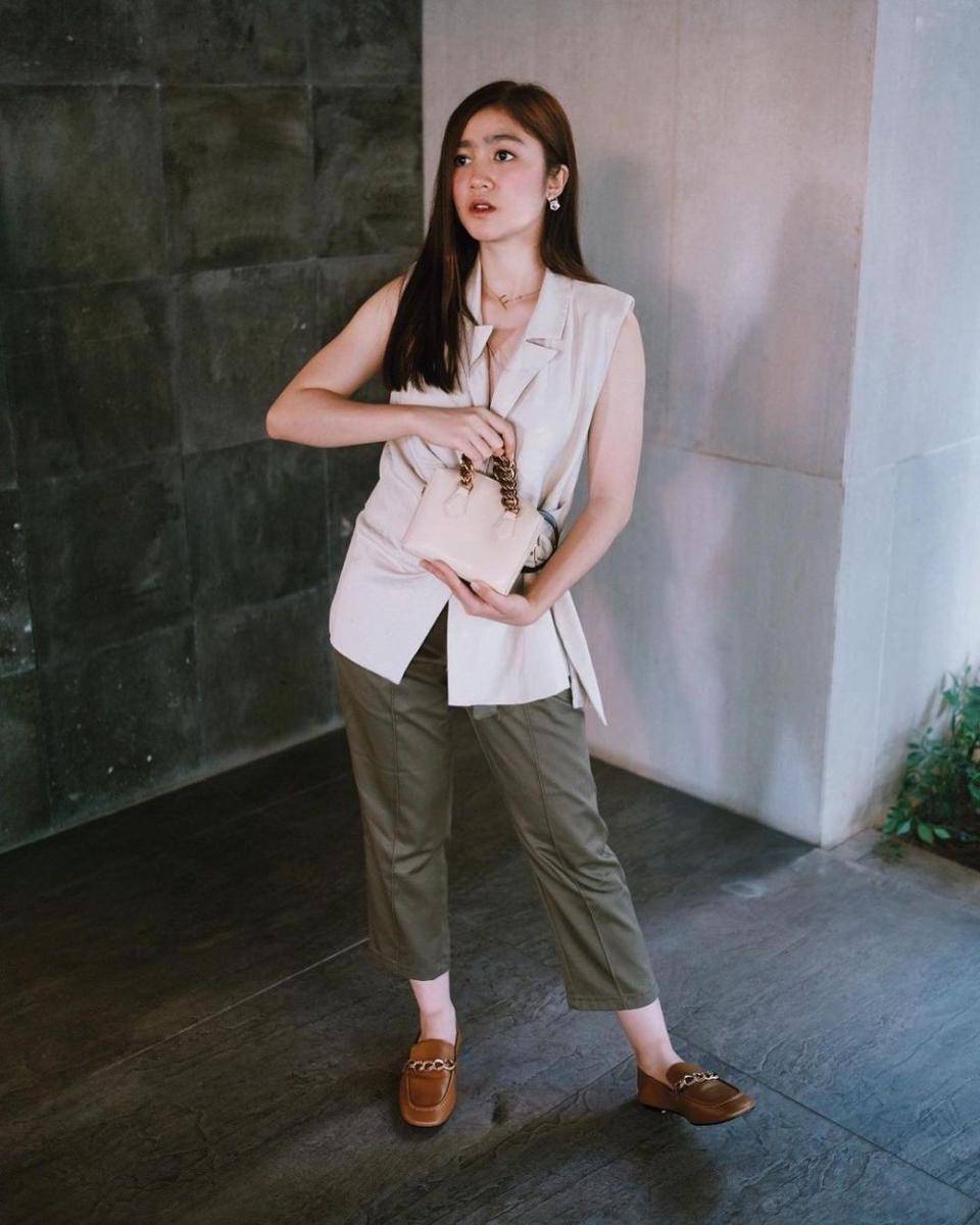 warna yang cocok dengan hijau army (instagram.com/febbyrastanty)
