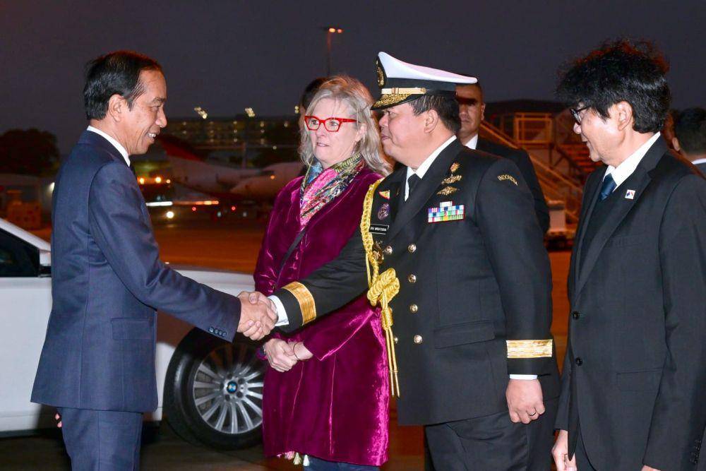 Presiden Jokowi melanjutkan perjalanan ke Papua Nugini usai serangkaian kunjungan kerjanya di Sydney, Australia (dok. Sekretariat Presiden)