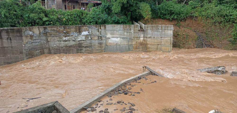 Banjir bandang yang terjadi di OKU Selatan (Dok: BPBD Sumsel)