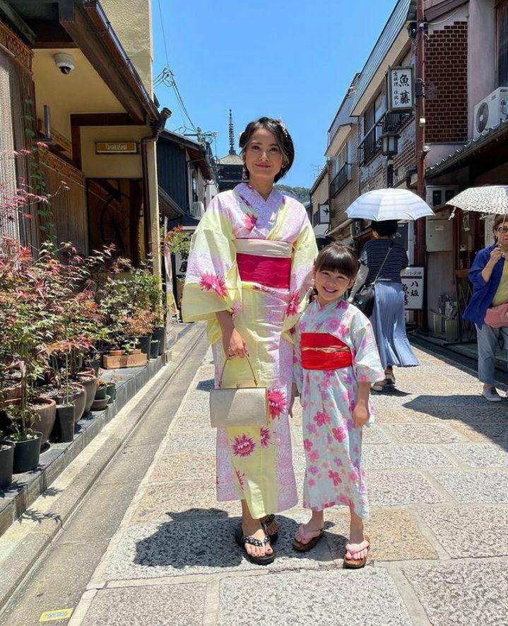 Potret liburan keluarga Acha Septriasa di Jepang (instagram.com/septriasaacha)