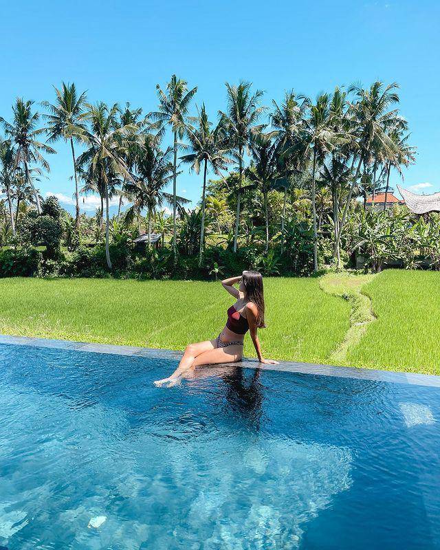 Ria Andrews, kekasih Stefan William (instagram.com/ria.travelwithmeri)