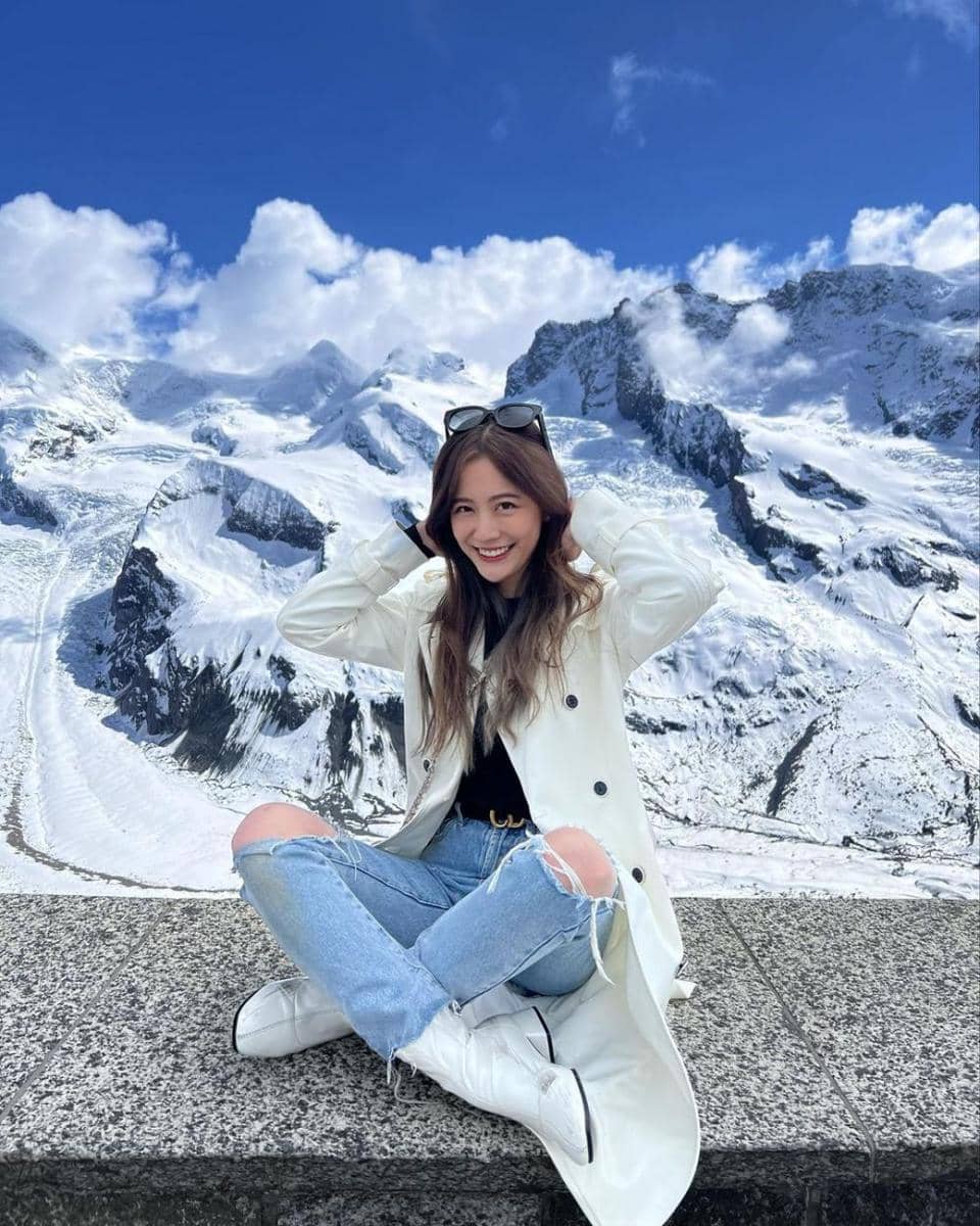 outfit Frung Narikun (instagram.com/frungnarikunn)