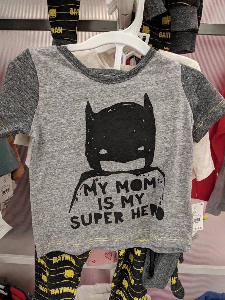 potret benda desain Batman paling nyeleneh (reddit.com/user/daboring1)