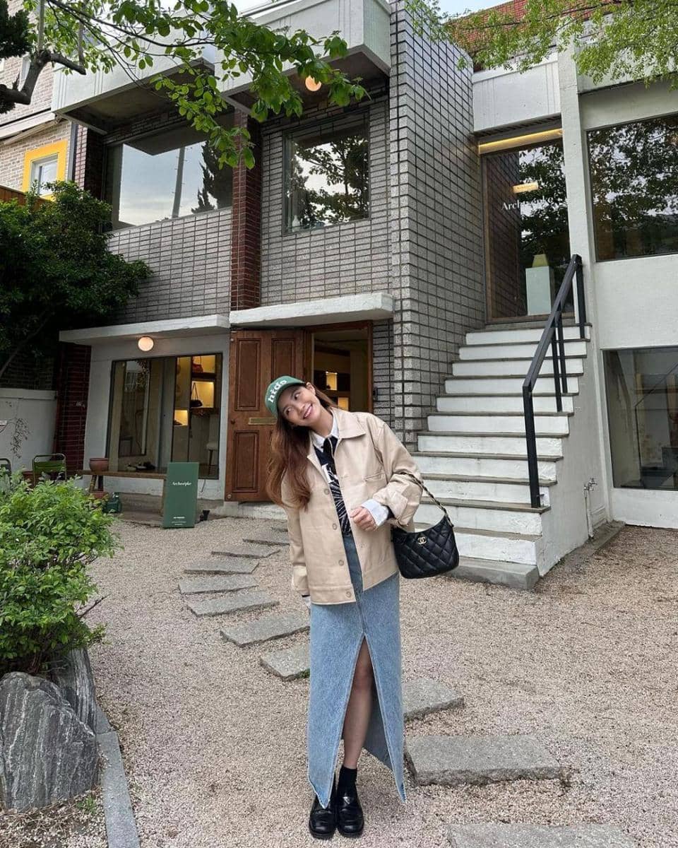 outfit Frung Narikun (instagram.com/frungnarikunn)