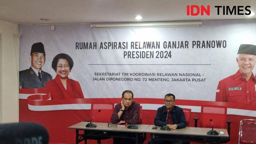 Sekjen Partai Perindo, Ahmad Rofiq (kanan) (IDN TImes/Ilman Nafi'an)