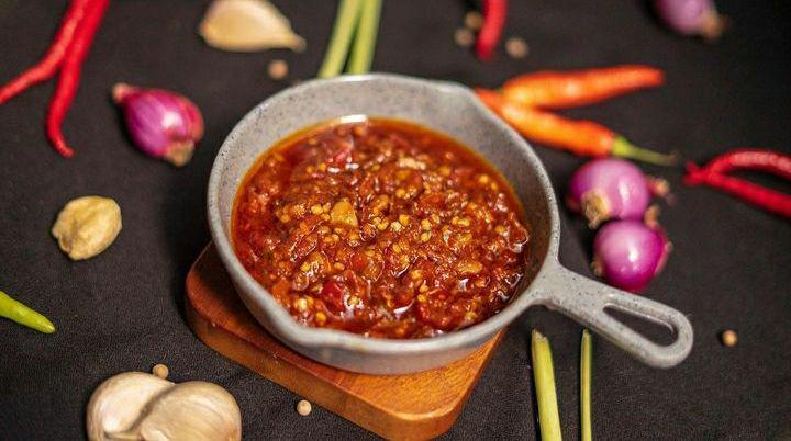 Resep Sambal Bawang Simpel dan Tahan Lama, Pedas Gurih!