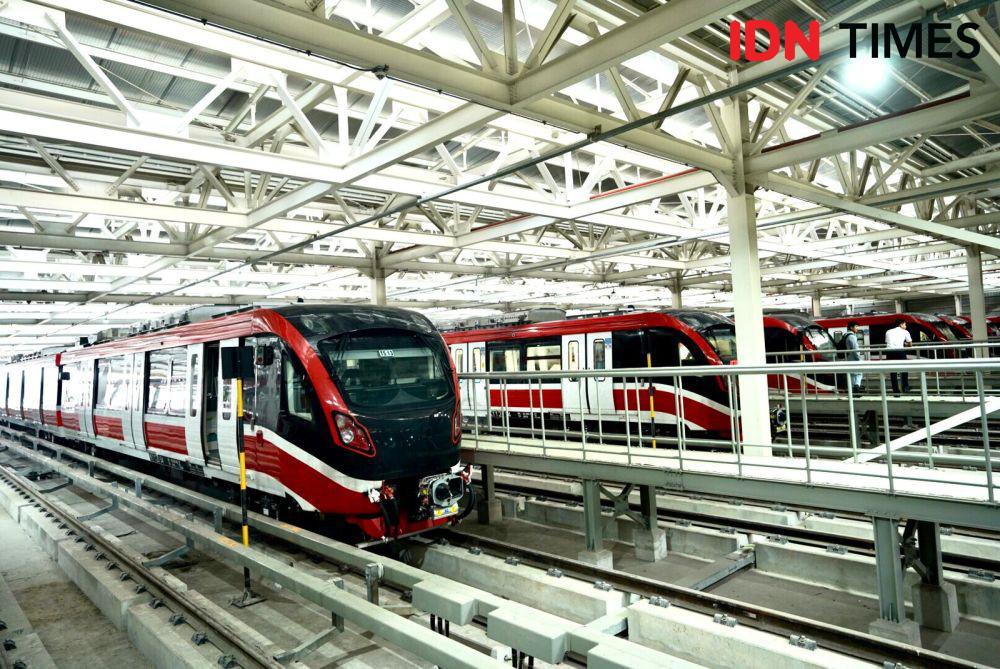 LRT Jabodebek Dibombardir Kendala, Harga Tiket Harus Direvisi?