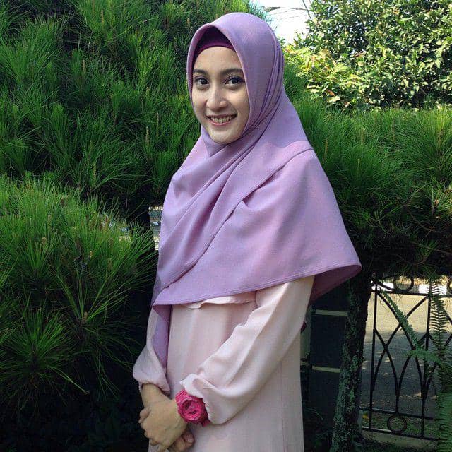 Meyda Safira (instagram.com/sefirameyda)