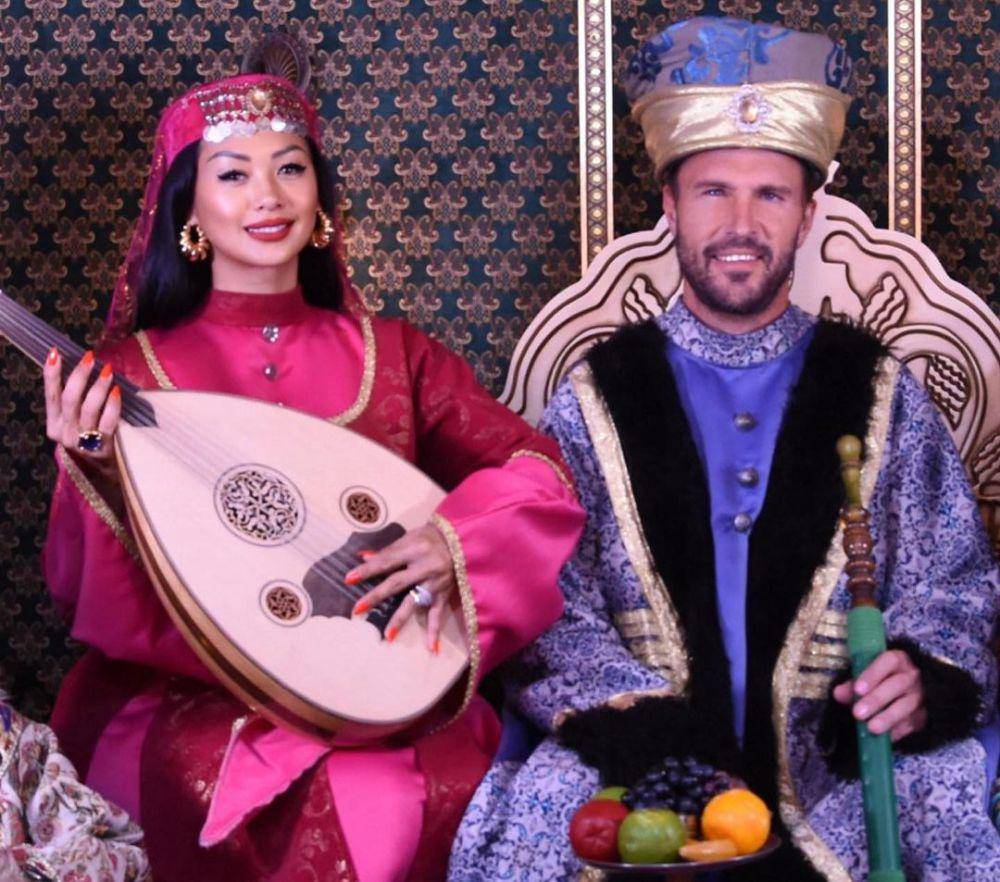 potret Indah Kalalo dan keluarga di Turki (instagram.com/indahkalalo)