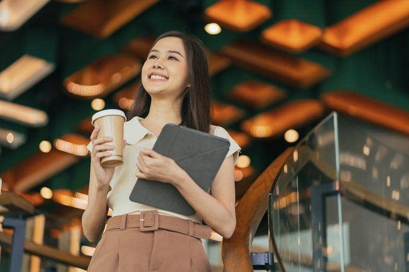 Ilustrasi perempuan tersenyum. (Pexels.com/lifestylememory)