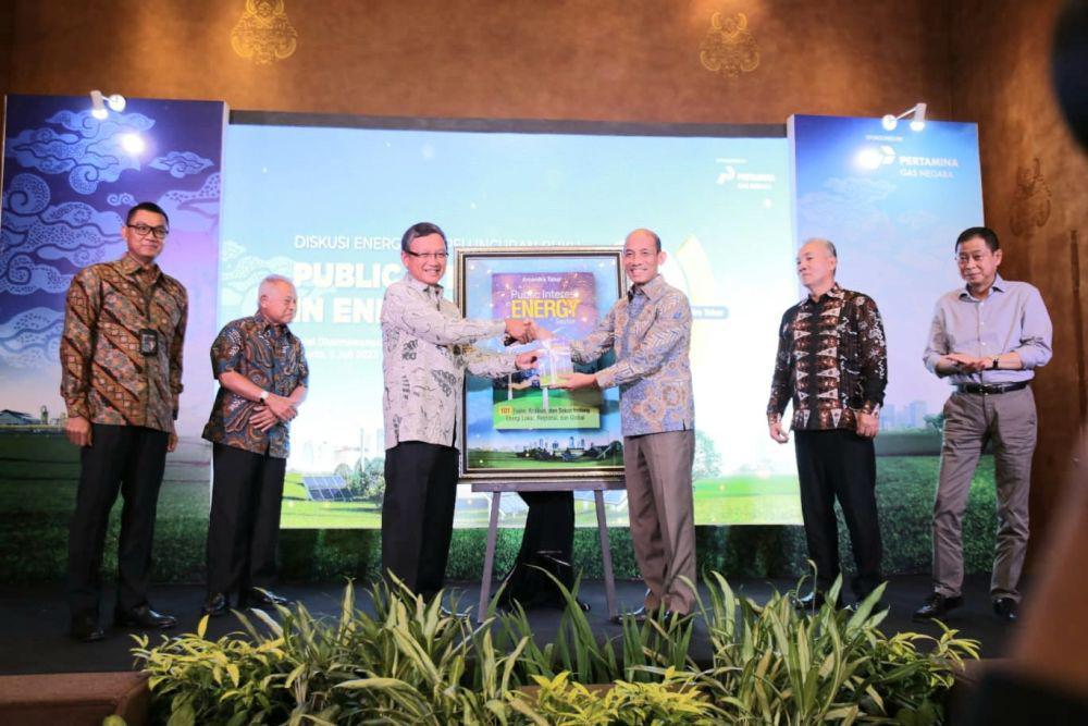 Dirut PLN Hadiri Peluncuran Buku Karya Arcandra Tahar