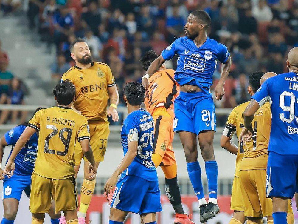 PSIS Semarang kala menghadapi Bhayangkara FC pada putaran pertama di Liga 1 Indonesia 2023/2024. (instagram.com/psisfcofficial)