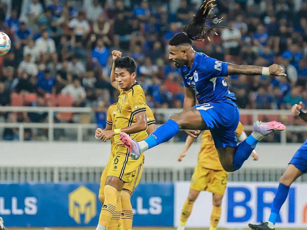 PSIS Semarang kala menghadapi Bhayangkara FC pada putaran pertama di Liga 1 Indonesia 2023/2024. (instagram.com/psisfcofficial)
