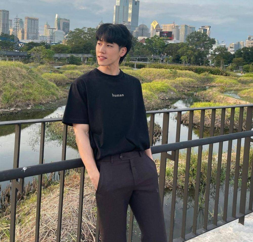 street style outfit War Wanarat (instagram.com/warwanarat)