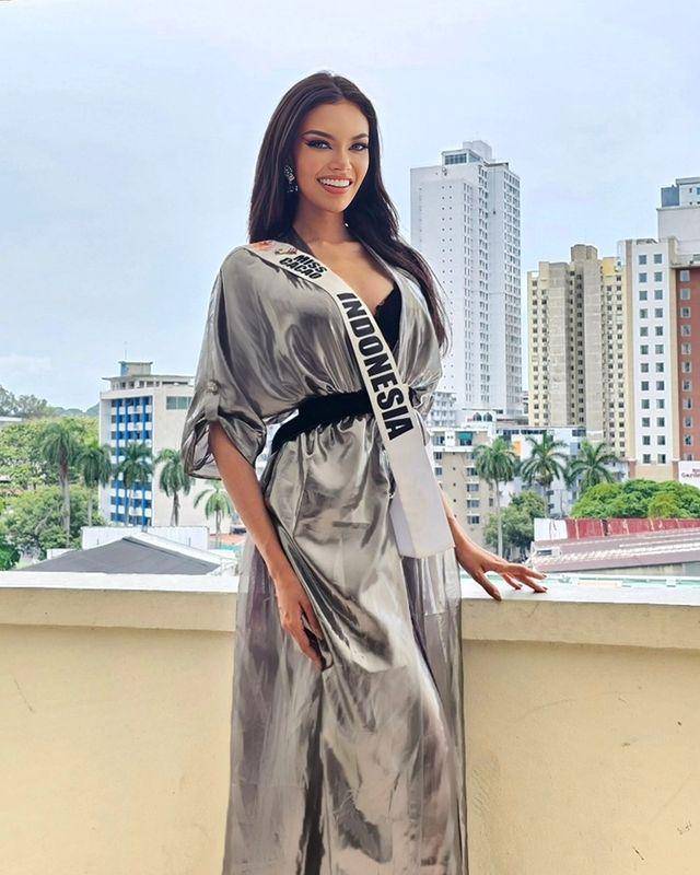 Potret Kompilasi Ayu Michelle Selama Karantina Reina Internacional del Cacao 2023 (Instagram.com/ayumichellee)