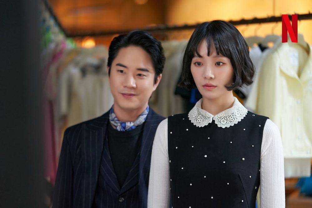 Park Gyu Young dan Moon Tae Yoo di Celebrity (instagram.com/netflixkr)