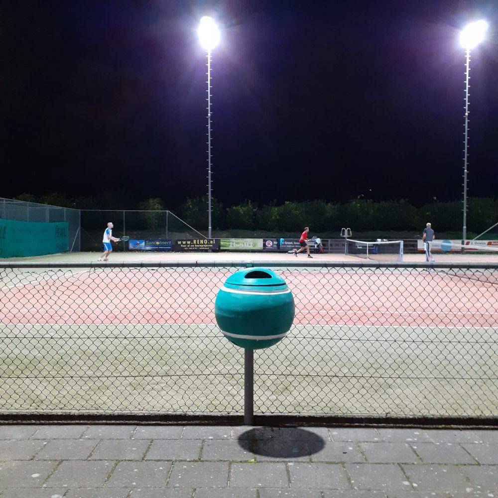 hal unik bertema tenis (reddit.com/user/sara_or_stevie)