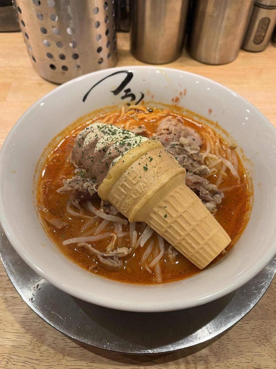 potret kombinasi aneh es krim dengan makanan lain (reddit.com/user/waidanwojnar)