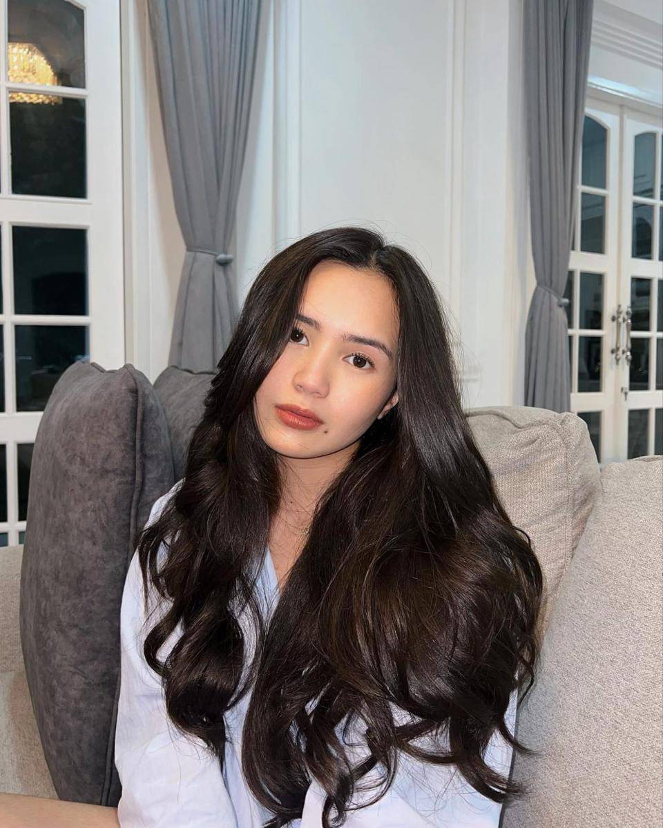 Beby Tsabina (instagram.com/bebytsabina)