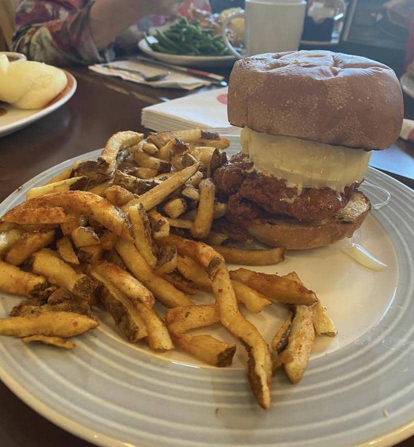 potret kombinasi aneh es krim dengan makanan lain (reddit.com/user/SirPeanutTheButter)