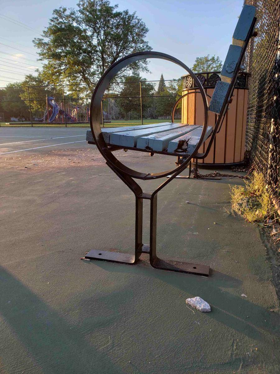 hal unik bertema tenis (reddit.com/user/Oinionman7384)