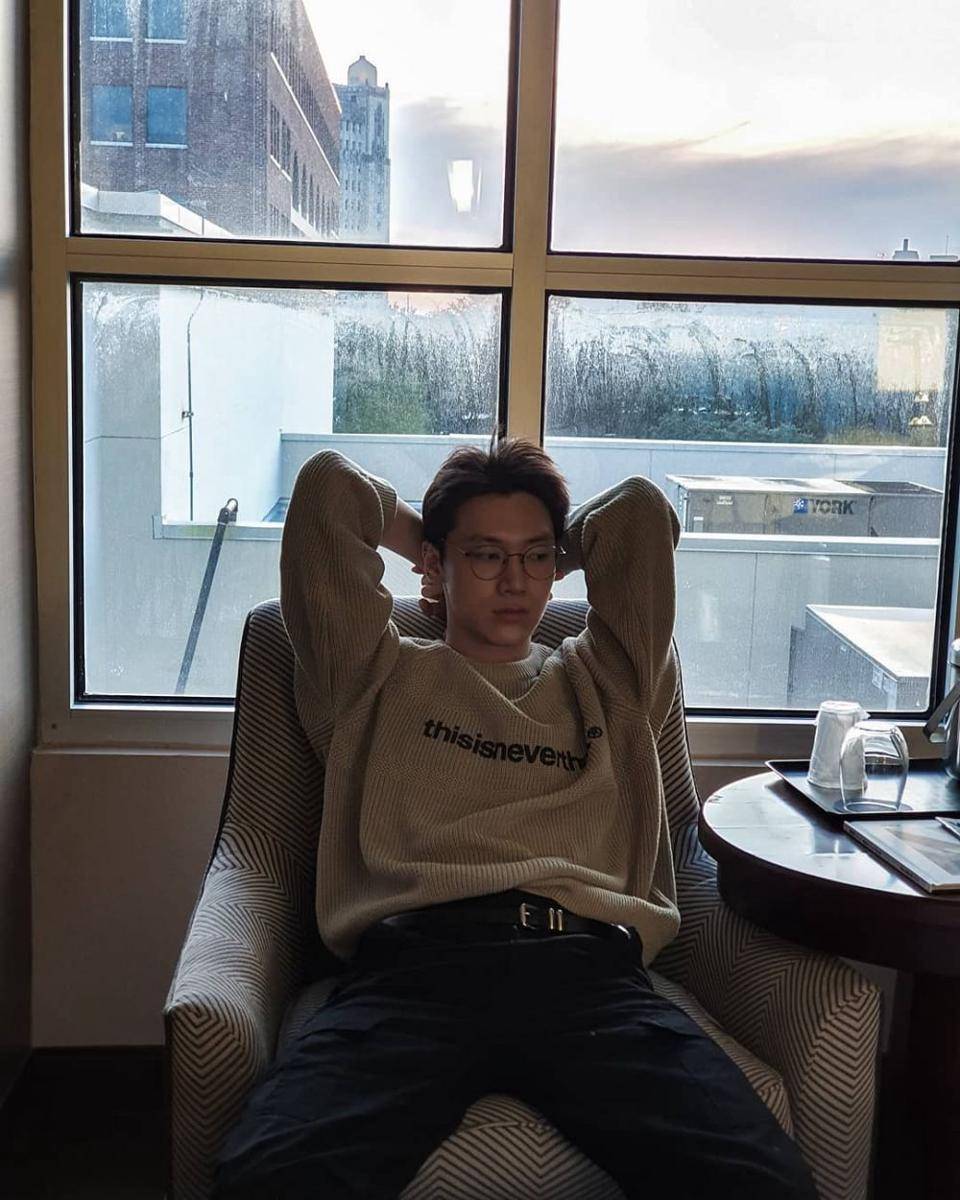 Ten NCT (instagram.com/tenlee_1001)