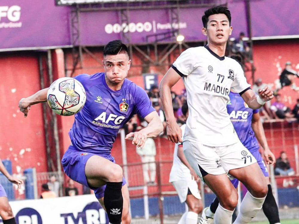 Madura United saat melawan Persik Kediri dalam laga uji coba pada 2023. (instagram.com/persikfcofficial)